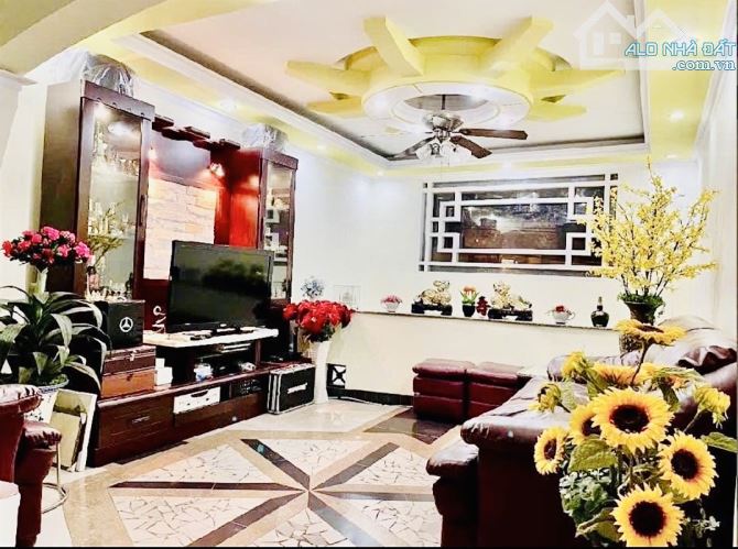 Khu Bình Phú - Quận 6 - 4x17m - 4 tầng - 5PN - Gara ôtô - 4