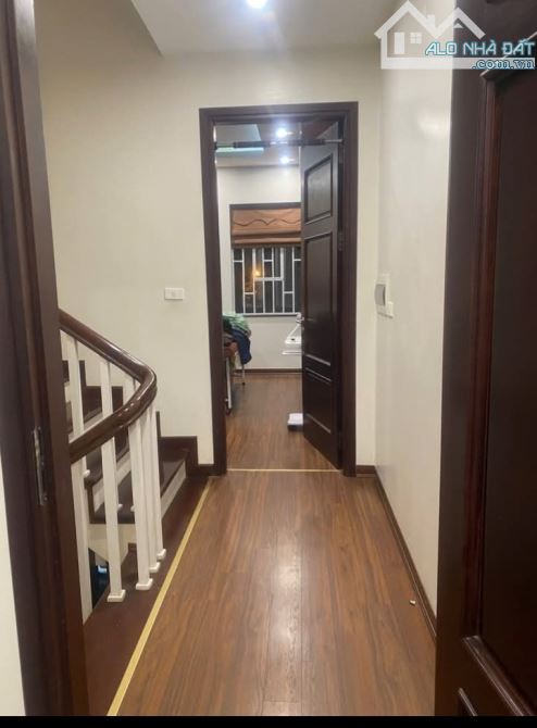 Cần bán nhà mặt phố Phạm Thận Duật 5tầng full nội thất. - 4