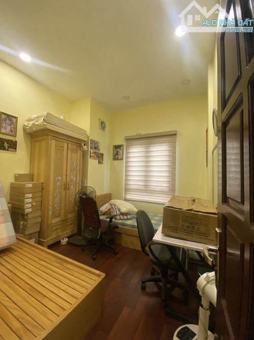 SIÊU HIẾM VIP TRẦN XUÂN SOẠN, 40M, 6T, MT 6,8M THANG MÁY HAI THOÁNG GẦN Ô TÔ CHỈ 16,5 TỶ. - 4