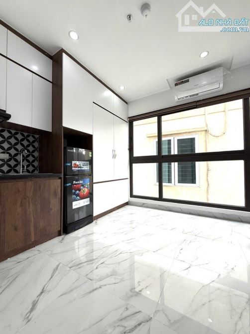 CHDV MẶT PHỐ PHÚC DIỄN lô góc 8 TẦNG 210M2 28PKK Thang máy - 3 ô tô tránh - 14x tr/tháng - 4