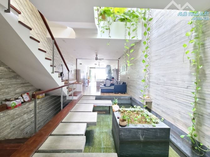 SIÊU PHẨM NHÀ ĐẸP 3 TẦNG ĐANG CHO THUÊ 40 TRIÊỤ - 4