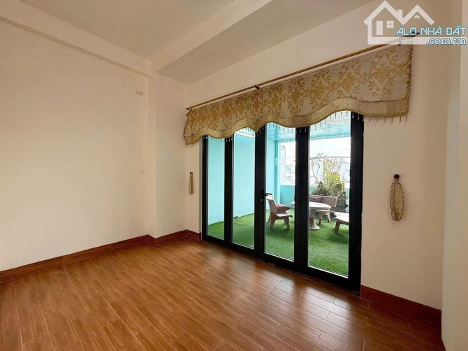 📌📌📌LÀM VIỆC TRỰC TIẾP GIÁ TỐT !!!bán nhà  3 tầng kiệt 3m 402 trưng nữ vương - 4
