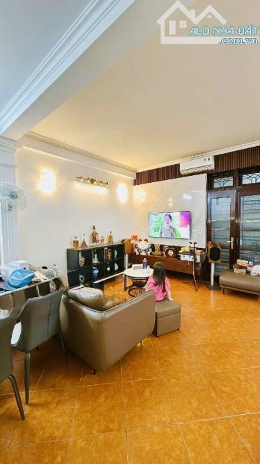 🏡 BÁN NHÀ HÀNG KHÔNG NGUYỄN SƠN Ô TÔ VÀO NHÀ – NHÀ ĐẸP FULL NỘI THẤT – SỔ VUÔNG - 4