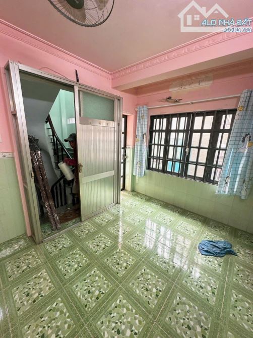 Nhà đường số - 4 tầng - Ngang 5.5 dài 3.5 - Hẻm 4m - khánh Hội Q4 - 4