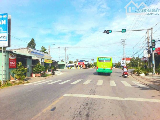 5×45 thổ mặt tiền Tỉnh lô 833b 1ty499 triệu tân trụ_Long an xác ngã 4 giá rẻ nhất khu - 5
