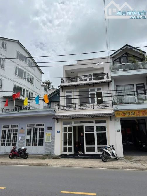 BÁN NHÀ HOÀN CÔNG MẶT TIỀN ĐƯỜNG NGUYỄN CÔNG TRỨ - 5