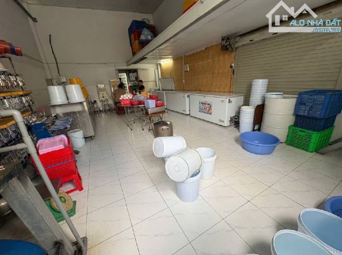 XƯỞNG MẶT TIỀN ẤP CHIẾN LƯỢC – 2 SỔ LIỀN KỀ – 290M² – ĐANG CHO THUÊ 32TR/THÁNG – CHỈ 10 TỶ - 5