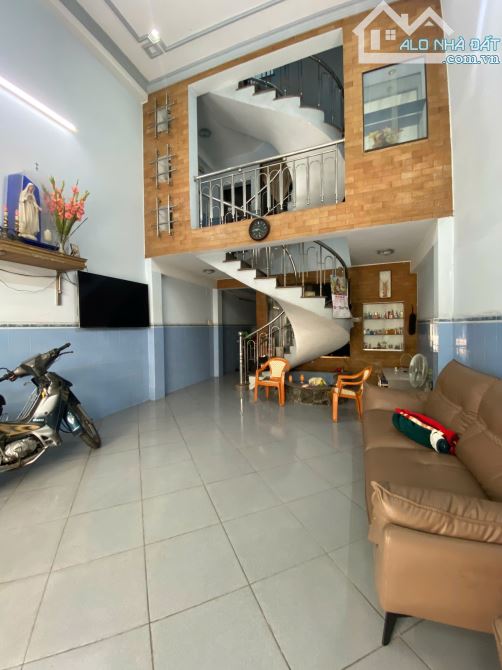 Em chính chủ cần bán căn nhà Hoàn Công gần Vincom BH bệnh viện Hoàn Mỹ kế bên - 5