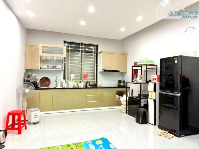 Bán Nhà Cầu Giấy-Dt 88m-Ngõ Thông Ô Tô-Kinh Doanh-Sầm Uất - 5