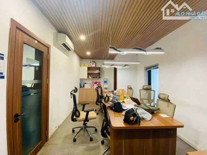 Bán Nhà 4 Tầng Kinh Doanh Phố Đặng Văn Ngữ Đống Đa Ô Tô Tránh DT 106M MT 6.7M Giá 35Tỷ - 5