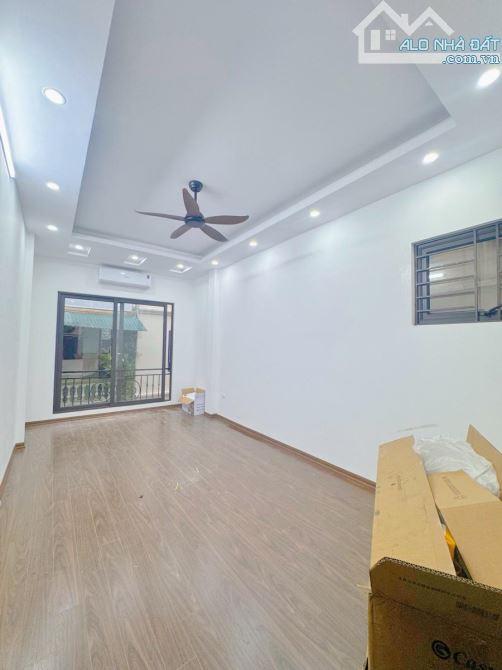 BÁN NHÀ NGUYÊN THÁI HỌC LÔ GÓC, 3 MẶT THOÁNG 6 TẦNG THANG MÁY PHÂN LÔ Ô TÔ 17 TỶ - 5