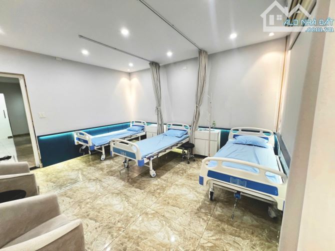 Cho thuê nhà đẹp 218 Bến Vân Đồn Quận 4 - Hầm trệt 4 lầu giá siêu tốt chỉ 75 triệu baothuế - 5