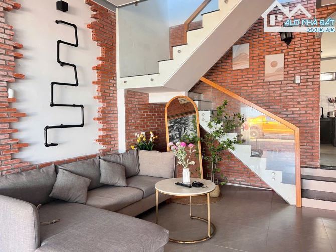 🌊 Nhà 1 trệt 1 lầu view biển Phước Hải – full nội thất – chỉ 6.2 tỷ 🏡 - 5