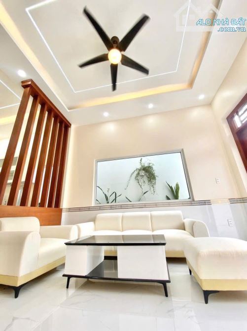 Biệt thự mini sân vườn, xây mới, trung tâm hóc môn, 8x15m, nhỉnh 4 tỷ - 5
