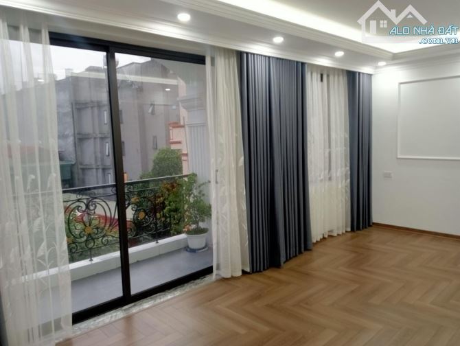 🌴 NGÔ GIA TỰ – VIỆT HƯNG, 125M², 3 TẦNG – BIỆT THỰ MINI SÂN VƯỜN, 18,9 TỶ - 5
