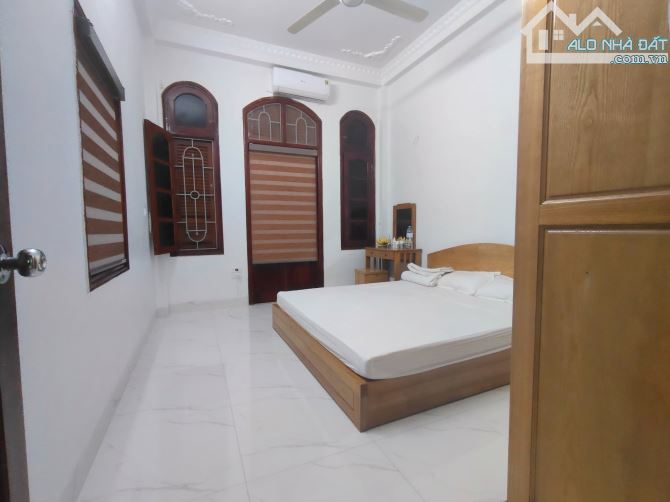 Bán Nhà Xuân Thủy,50m2, Lô Góc 3 Mặt Thoáng,Tặng Nội Thất,Ô tô Đỗ ,Ngõ Thông,Kinh Doanh - 5