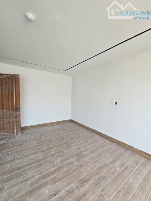 Lô góc Hoàng Hoa Thám 175m2, mặt tiền đặc biệt, ngõ thông kinh doanh, gara ô tô - 5