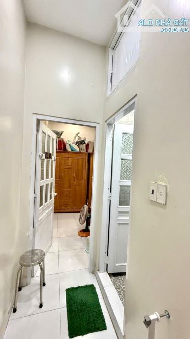 SIÊU PHẨM NHÀ 2 TẦNG - GÓC 2 MẶT TIỀN – ĐƯỜNG 9M THÔNG - GẦN LÊ VĂN VIỆT - GIÁ 6.3 TỶ TL - 5
