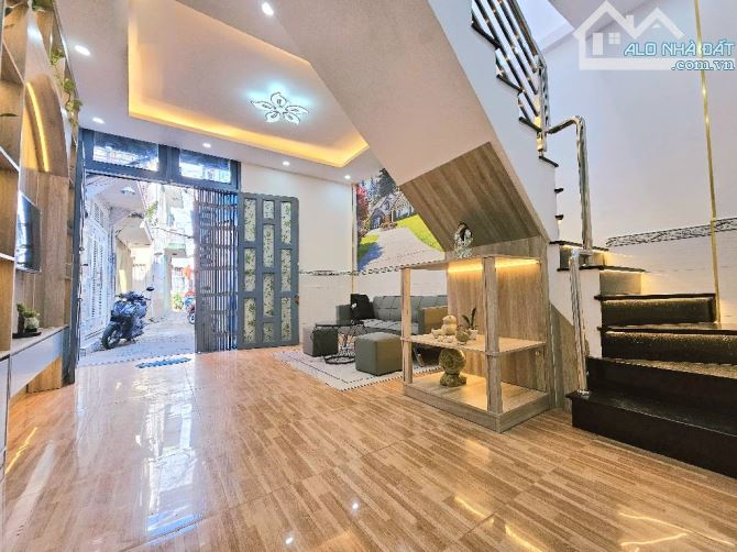 Bán nhà đường Nguyễn Văn Công phường Hạnh Thông ngang 4m x 7m 2 tầng 2 phòng 4,15 tỷ - 5