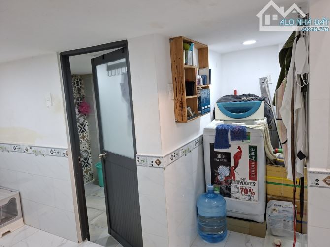 LƯƠNG VĂN CAN Q8 - 4X7.5M - CHỈ 3.75 - NHÀ ĐẸP 3 TẦNG - 5