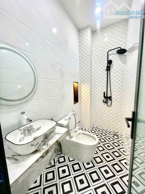Giá 7.5 tỷ, 4x16m. Nhà đẹp 3 tầng, đường Huỳnh Tấn Phát, ô tô ngủ trong nhà - 5