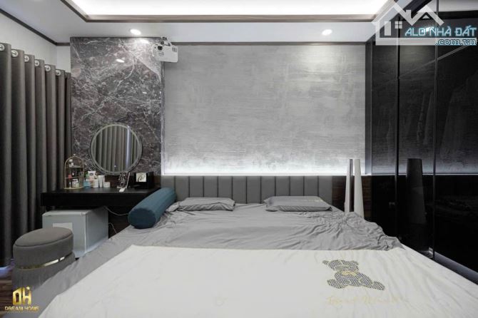 🏡 Bán Nhà Tam Trinh  – Phân Lô, Oto , View Đẹp –  5T– 70m – 23.99 tỷ - 5