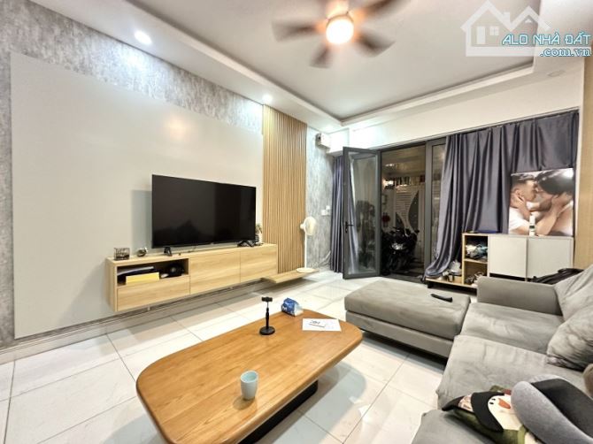 BÁN NHÀ HẺM NHỰA Ô TÔ – CÓ VỈA HÈ – 64M² – 4 TẦNG– NGUYỄN XÍ, P26, BÌNH THẠNH – 12.5 TỶ - 5