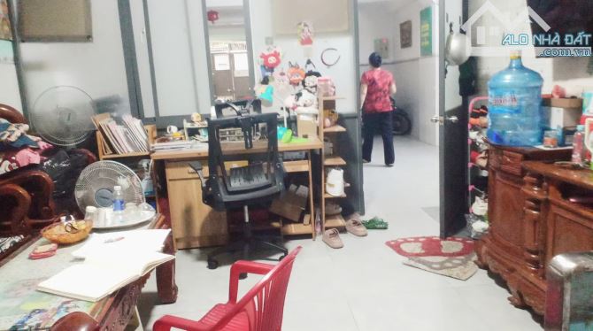 CHDV 13 PHÒNG ĐANG CHO THUÊ  THU NHẬP ỔN ĐỊNH 55 TRIỆU/THÁNG GIÁ 12.5 TỶ - 5