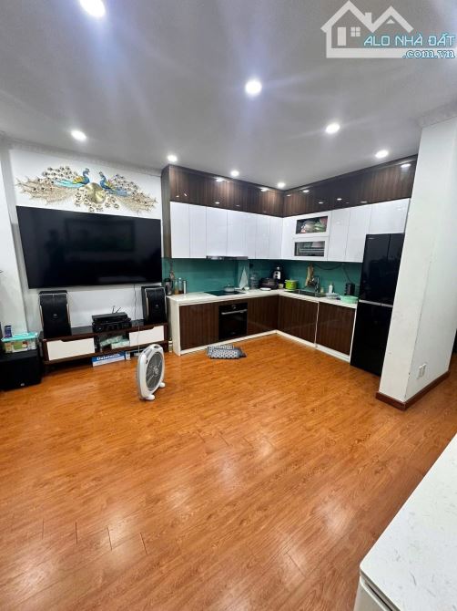 BÁN NHÀ HOÀNG CẦU ĐỐNG ĐA 60m 6Tầng Mt 6m GIÁ 31 TỶ THANG MÁY PHÂN LÔ Ô TÔ KINH DOANH - 5