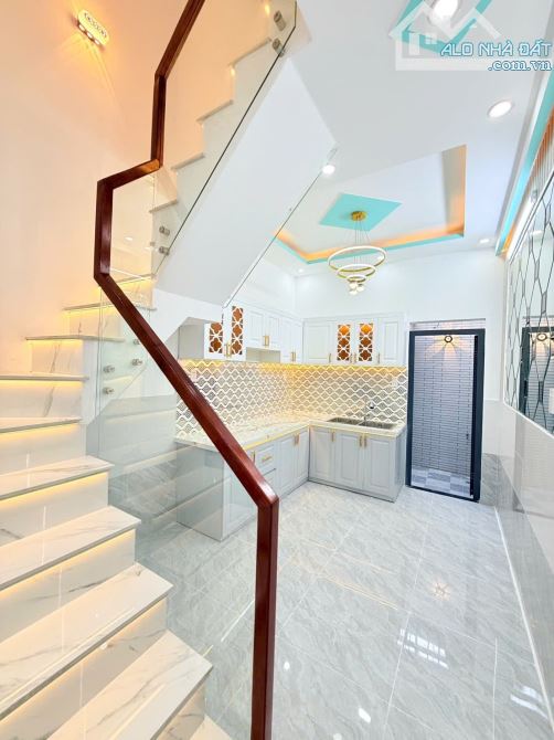 NHÀ ĐẸP – 3 LẦU – FULL NỘI THẤT – XE HƠI ĐẬU TRƯỚC NHÀ  Vị trí: Số 4 Đào Tông Nguyên - 5