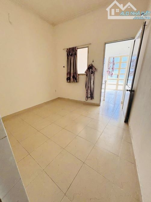 Nhà bán Mặt tiền kinh doanh đường Tám Danh, 2 tầng (3.3x8), nở hậu P4Q8 - 5
