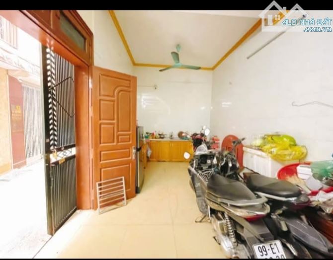 Cần bán nhà 5tầng ,mặt ngõ Huy Du căn góc ô tô chánh đỗ. - 5