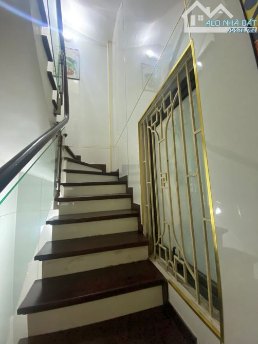 Trần Xuân Soạn, diện tích  39/44m.  6tầng, MT 6.75m. Giá 16tỷ Hai Bà Trưng - 5
