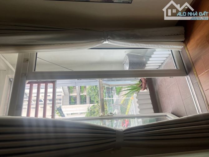 BÁN NHÀ QUẬN 10 ĐƯỜNG CÁCH MẠNG THÁNG 8, BÊN HA DO CENTROSA- 62m2- 4 TẦNG- GIÁ 22,5 tỷ. - 5
