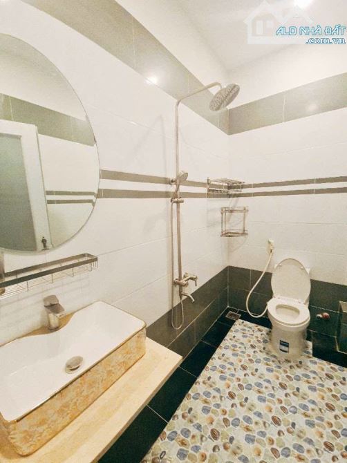 Bán Nhà Đường Ô Tô 8m, Nguyễn Hữu Tiến - P.Tây Thạnh, Tân Phú, 8.9Tỷ, 68m2(4x17), 4Tầng - 5