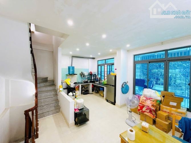Bán Nhà Cầu Giấy - 55M2 - 5 Tầng - Lô Góc - Mặt Tiền Lớn - 13 Tỷ…. - 5