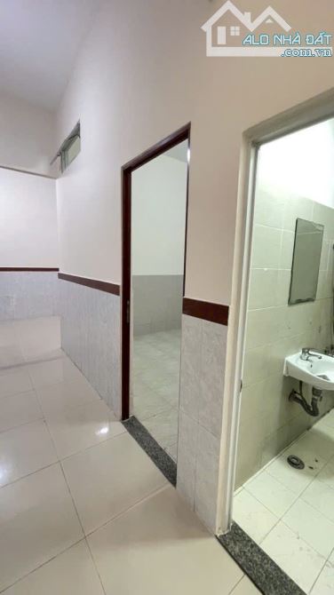 XE HƠI TỚI NHÀ - 70M2 - 5X14 - ĐÚC 2 TẤM ĐƯỜNG LIÊN KHU 5 - 6 P.BHH B CHỈ 5,1 TỶ TL - 5