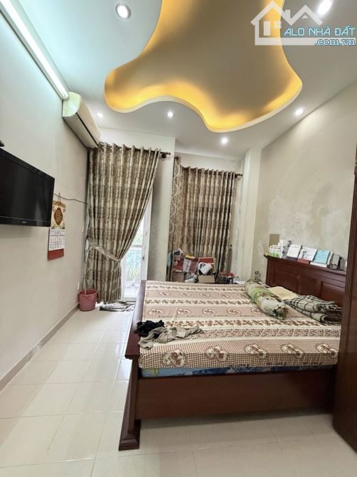 4 TẦNG BTCT -MTKD LÊ SAO- PHÚ THẠNH TÂN PHÚ -DT: 59M2 - 9.X TỶ - 5