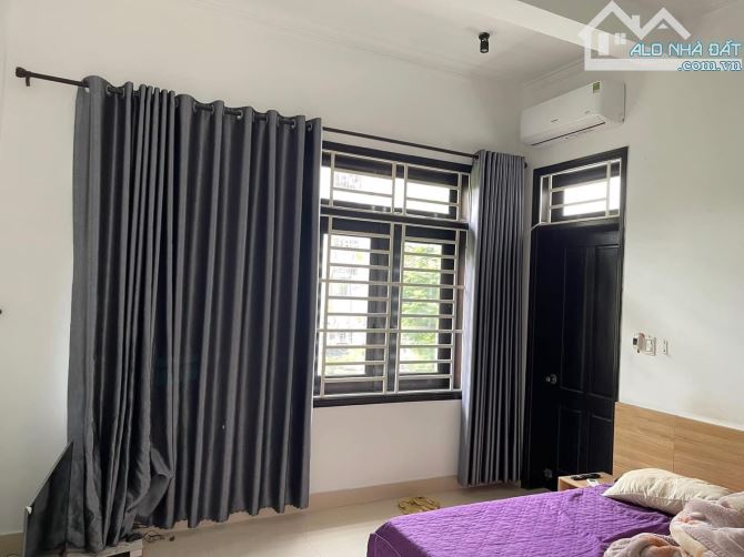 Nhà Lô Góc 2 mặt tiền, 86m2, khu phân lô đường 8m ngay Đình Phong Phú. Giá chỉ 5.8 tỷ - 5