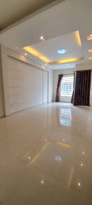 MẶT TIỀN ĐƯỜNG SỐ NGUYỄN THỊ THẬP TÂN QUY Q7  NGANG 4 DÀI 19 M - 4T CÓ 200 TRIỆU M - 5