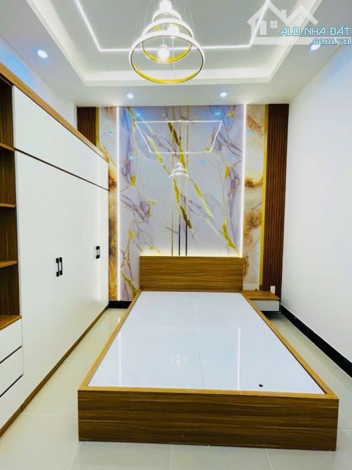 🔥Nhà Siêu Đẹp🔥..3 Tầng..DT 56m2..4x14..Giá 5,8 Tỷ-Ngay Khu Tên Lửa..HXH - 5