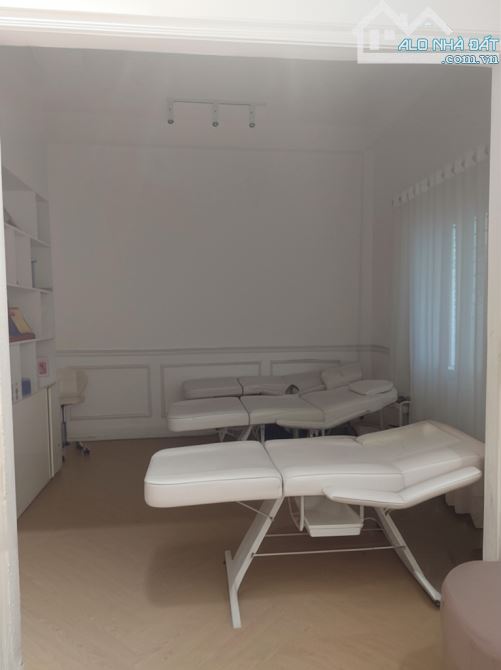 CHO THUÊ NHÀ NGUYÊN CĂN MẶT TIỀN ĐƯỜNG TRẦN QUỐC TOẢN - 75 M² - 6 PN - GIÁ 35 TRIỆU - 5