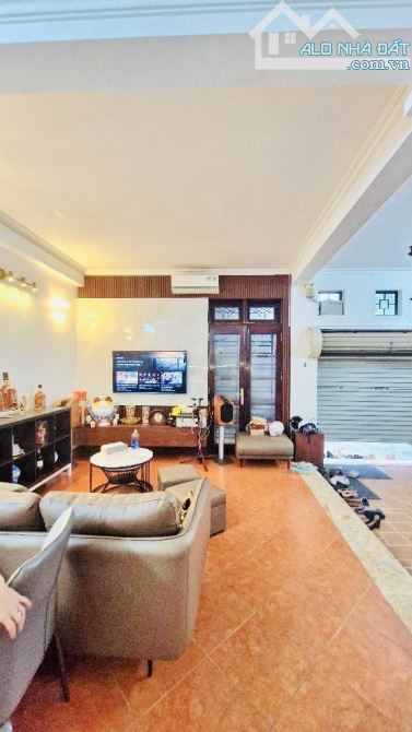 🏡 BÁN NHÀ HÀNG KHÔNG NGUYỄN SƠN Ô TÔ VÀO NHÀ – NHÀ ĐẸP FULL NỘI THẤT – SỔ VUÔNG - 5