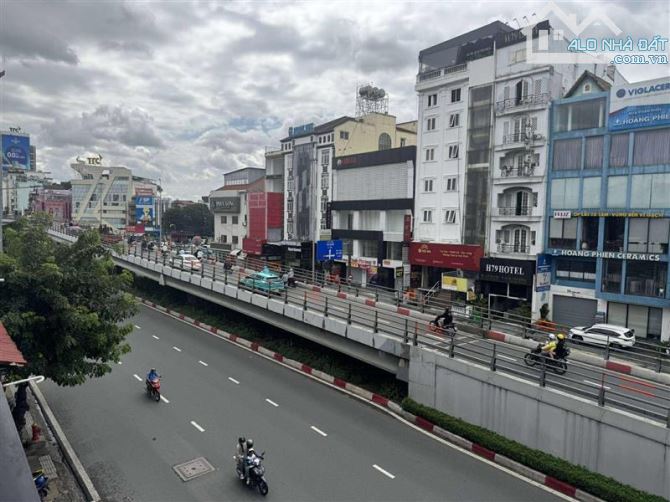 🏡MT Cộng Hoà - 88m2 - 3 Tầng , 5Pn - MT đường 30m , Sầm uất , vị trí đắc địa - Ngang Lớn - 6