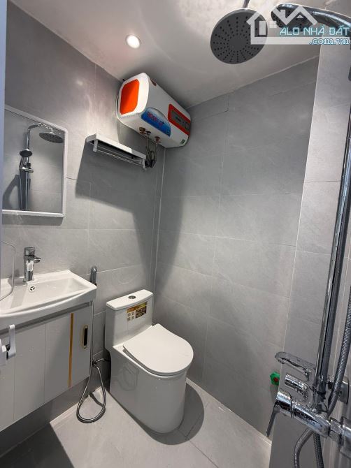 Bán Nhà TT 3 Tầng 42/100M Ngõ Chợ Khâm Thiên 2 Ngủ-2 WC chỉ hơn 3 Tỷ, Cực Hiếm. - 6