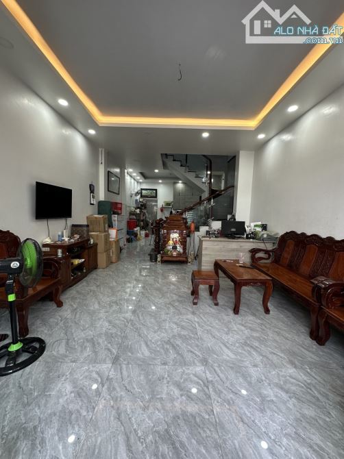 GIÁ NÀO CŨNG BÁN 127M2 SHR 2 CĂN 3 TẦNG ĐÚC RIÊNG BIỆT GẦN NGÃ TƯ HÓC MÔN - 6