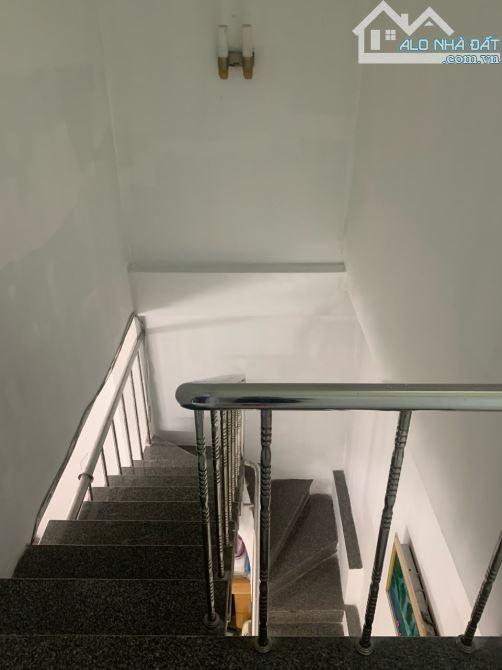 Nhà 1 trệt 1 lầu, 2pn 2wc, sẵn máy lạnh, gần Gigamall - 6