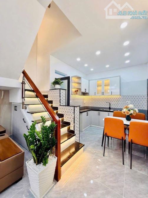 Ra gấp căn nhà Yên Đỗ P.1, .Q.Bình Thạnh, SHR, 47m2/ giá 1 tỷ 990 - 6
