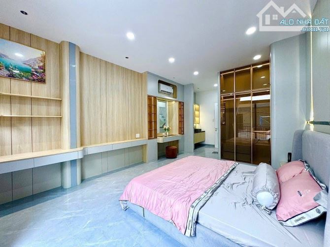 GẤP BÁN GIẢM SÂU CHỈ CÒN 6,27 TỶ NHÀ ĐƯỜNG KỲ ĐỒNG, QUẬN 3 . DT: 65,2M2 - 6