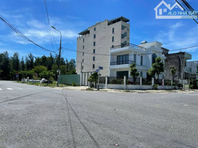 Bán đất mặt tiền đường Nguyễn Nghiễm 96m ngang 5,7m sát biển Non Nước giá chỉ 5,4 tỷ - 6